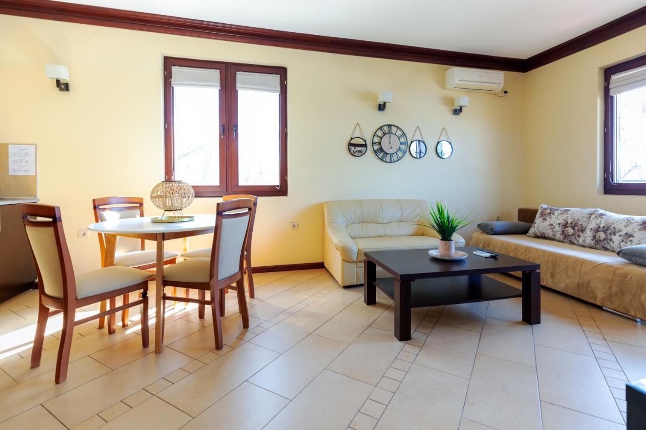 سوزوبول Guest House Slavyanka المظهر الخارجي الصورة