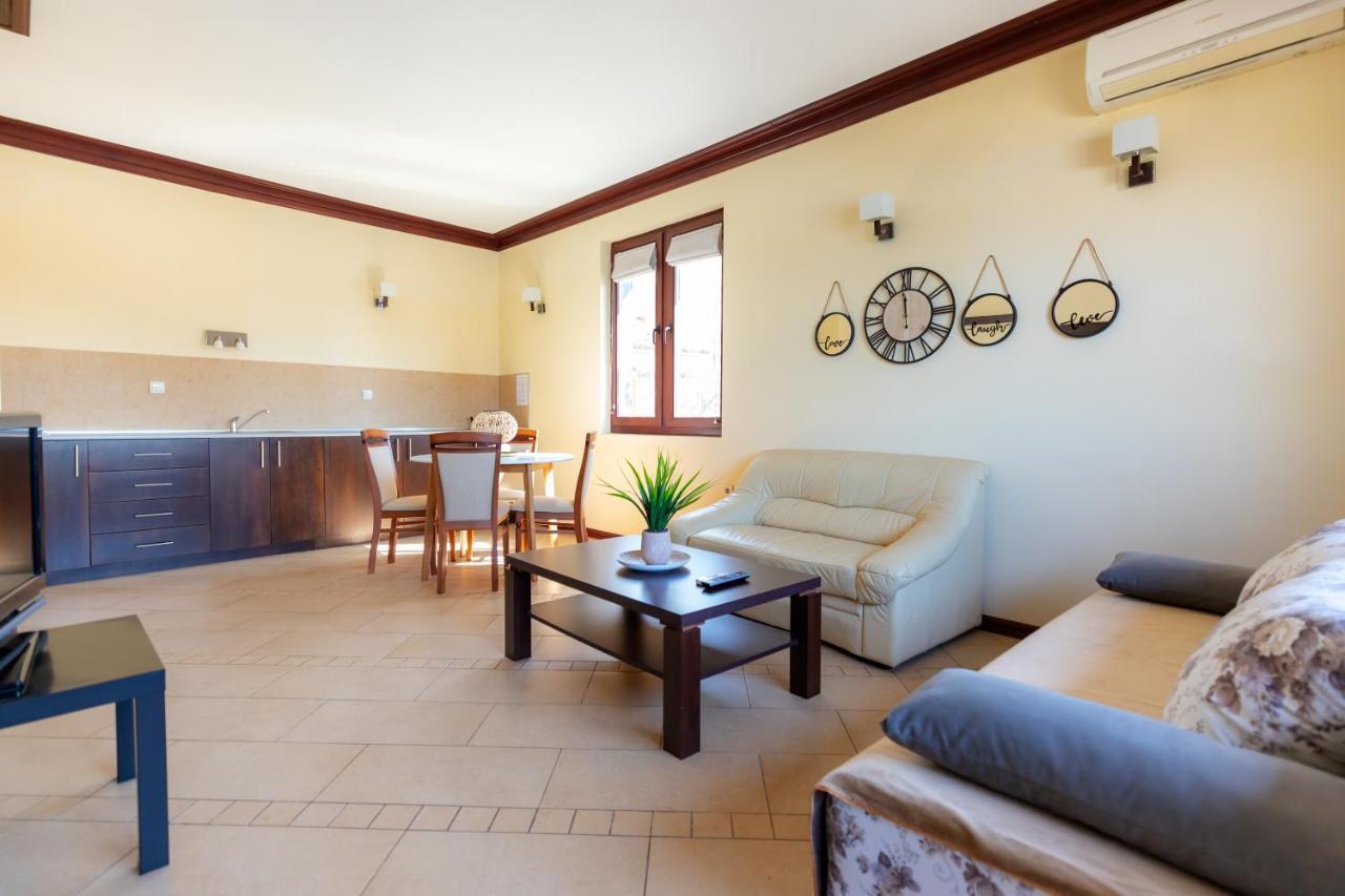 سوزوبول Guest House Slavyanka المظهر الخارجي الصورة